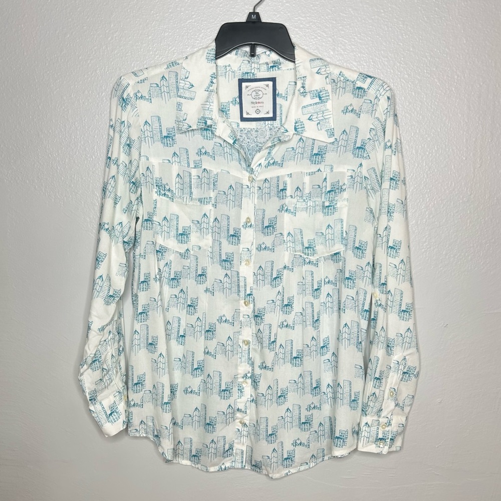 Style & Co. White and Blue Lightweight Summer Cooling Button Down/Up Shirt - Picture 2 of 9
